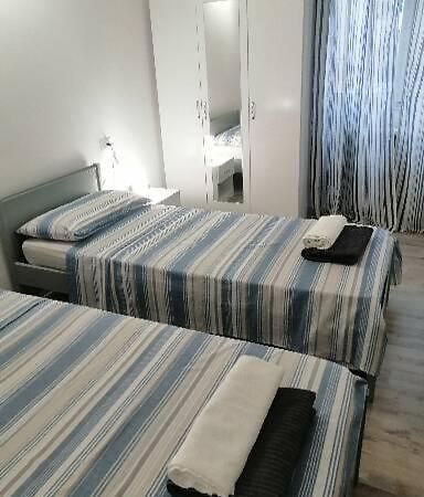 Albergo Blue Fish Albisola Superiore Bagian luar foto