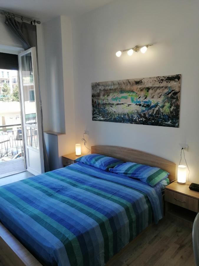 Albergo Blue Fish Albisola Superiore Bagian luar foto