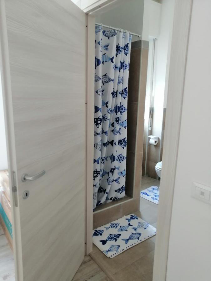 Albergo Blue Fish Albisola Superiore Bagian luar foto
